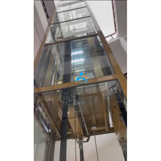 THANG MÁY QUAN SÁT LỒNG KÍNH